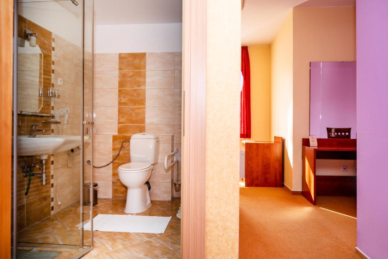 Hotel Boss Zilina Ngoại thất bức ảnh