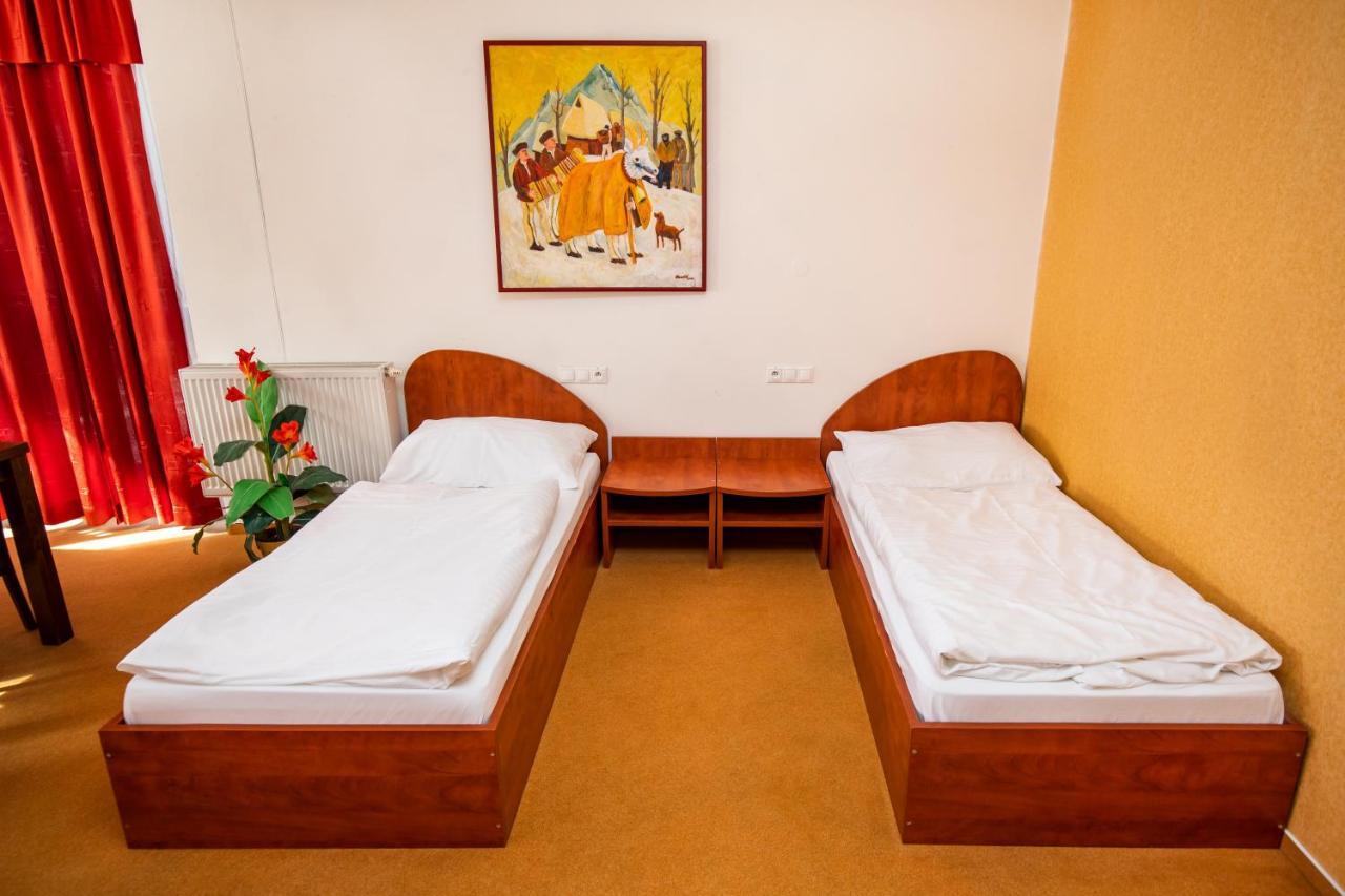 Hotel Boss Zilina Ngoại thất bức ảnh